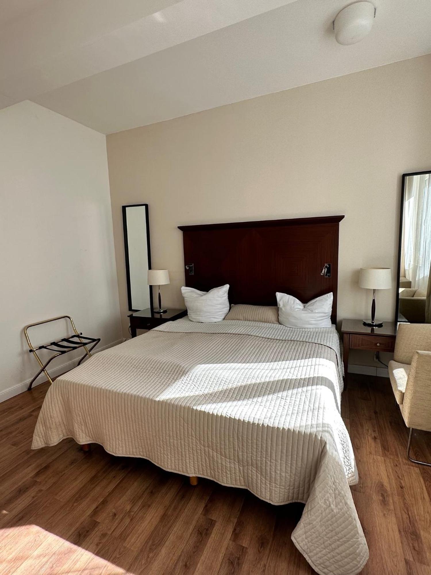 Park Apart Hotel Gatower Str. Berlin Ngoại thất bức ảnh
